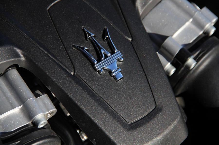  Maserati Quattroporte 2014 года  (фото 27 из 52)